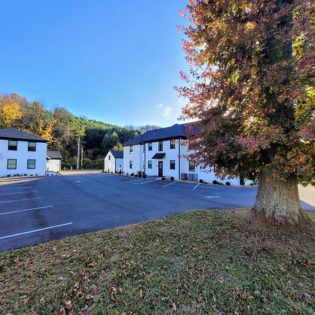The Traveler On Main - Suite 1 Tazewell Esterno foto