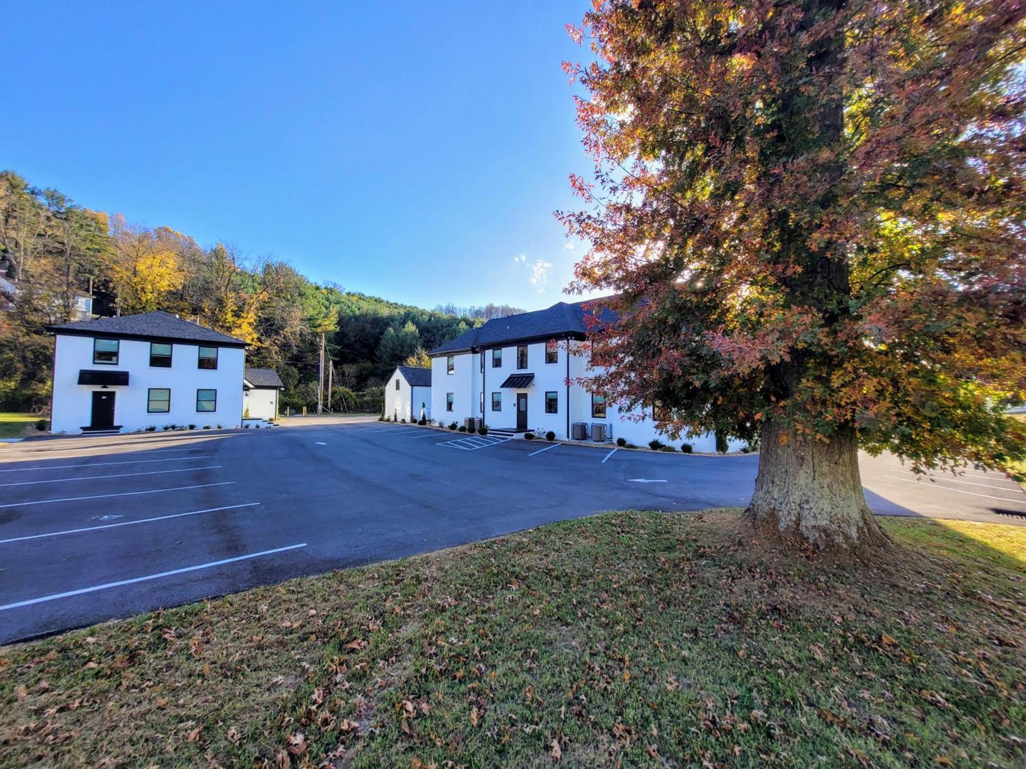 The Traveler On Main - Suite 1 Tazewell Esterno foto